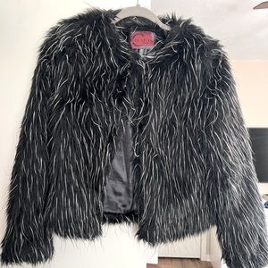 Fur coat/jacket
